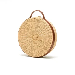 Bottega Intreccio Specchio Picnic di Maurizio Bernabei><noscript><img width=