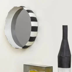 Paola Paronetto Specchio Reflections Ninfea 50 Bianco e nero><noscript><img width=