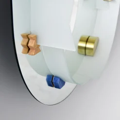 Atlasproject Specchio scultoreo in vetro satinato ovale Essenza> Specchi Da Parete