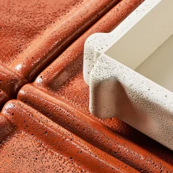 Cimento Svuotatasche Riva Bianco di Patricia Urquiola><noscript><img width=