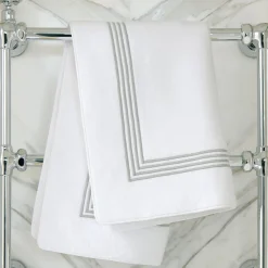 Verderoccia Tappeto da bagno Four Generations bianco e grigio chiaro><noscript><img width=