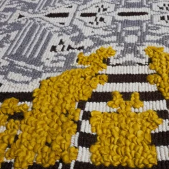 Mariantonia Urru Tappeto giardino giallo a fiori> Tappeti E Moquette