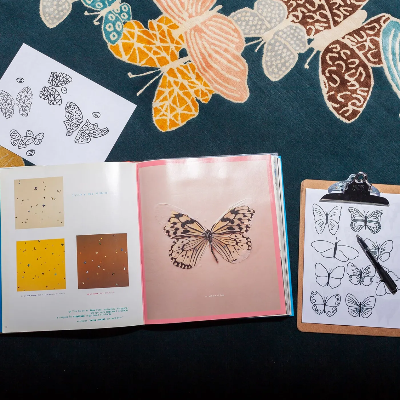 Sergio Mannino Studio Tappeto rotondo in lana e seta fatto a mano Spirit In The Night Sky Butterfly Blue> Tappeti E Moquette