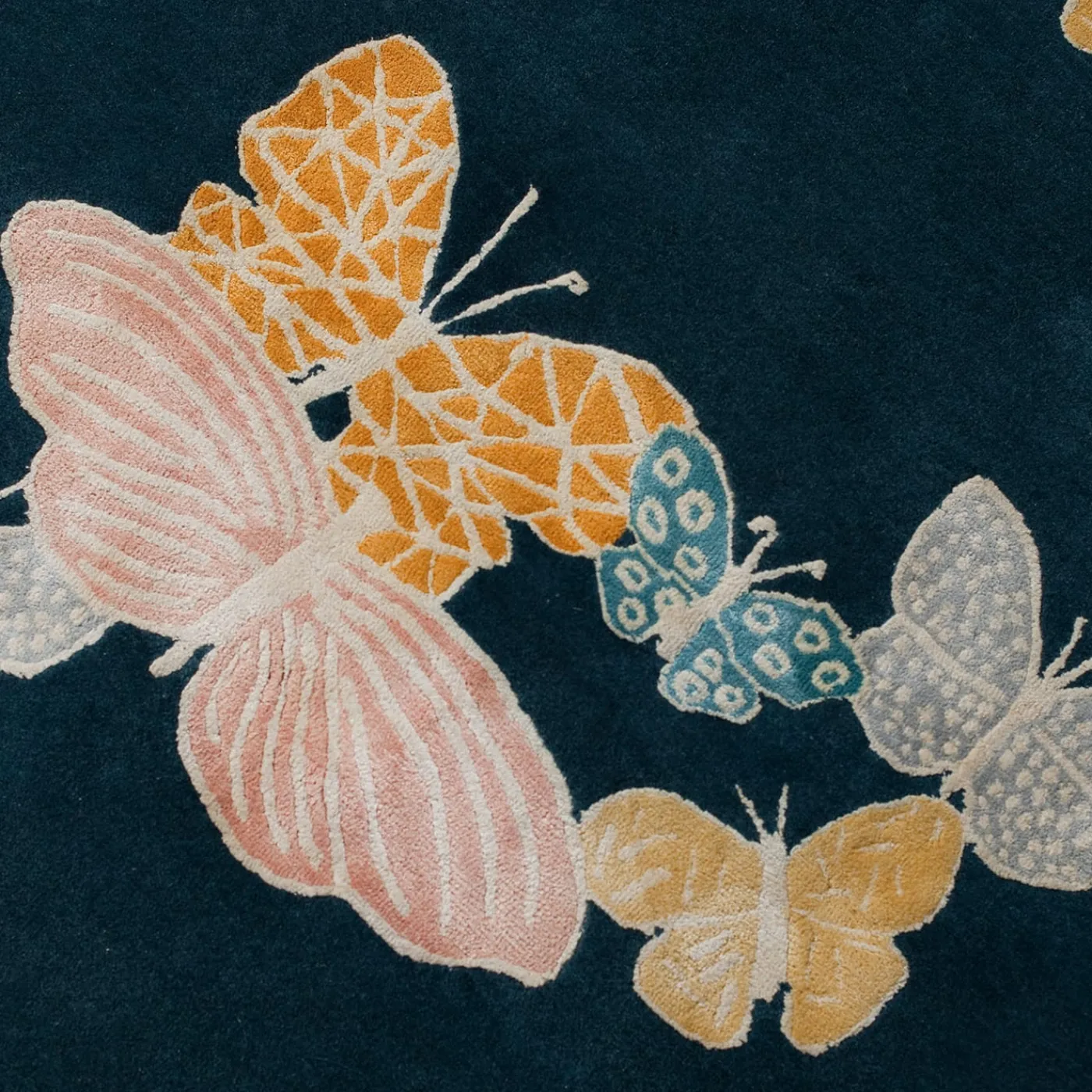 Sergio Mannino Studio Tappeto rotondo in lana e seta fatto a mano Spirit In The Night Sky Butterfly Blue> Tappeti E Moquette