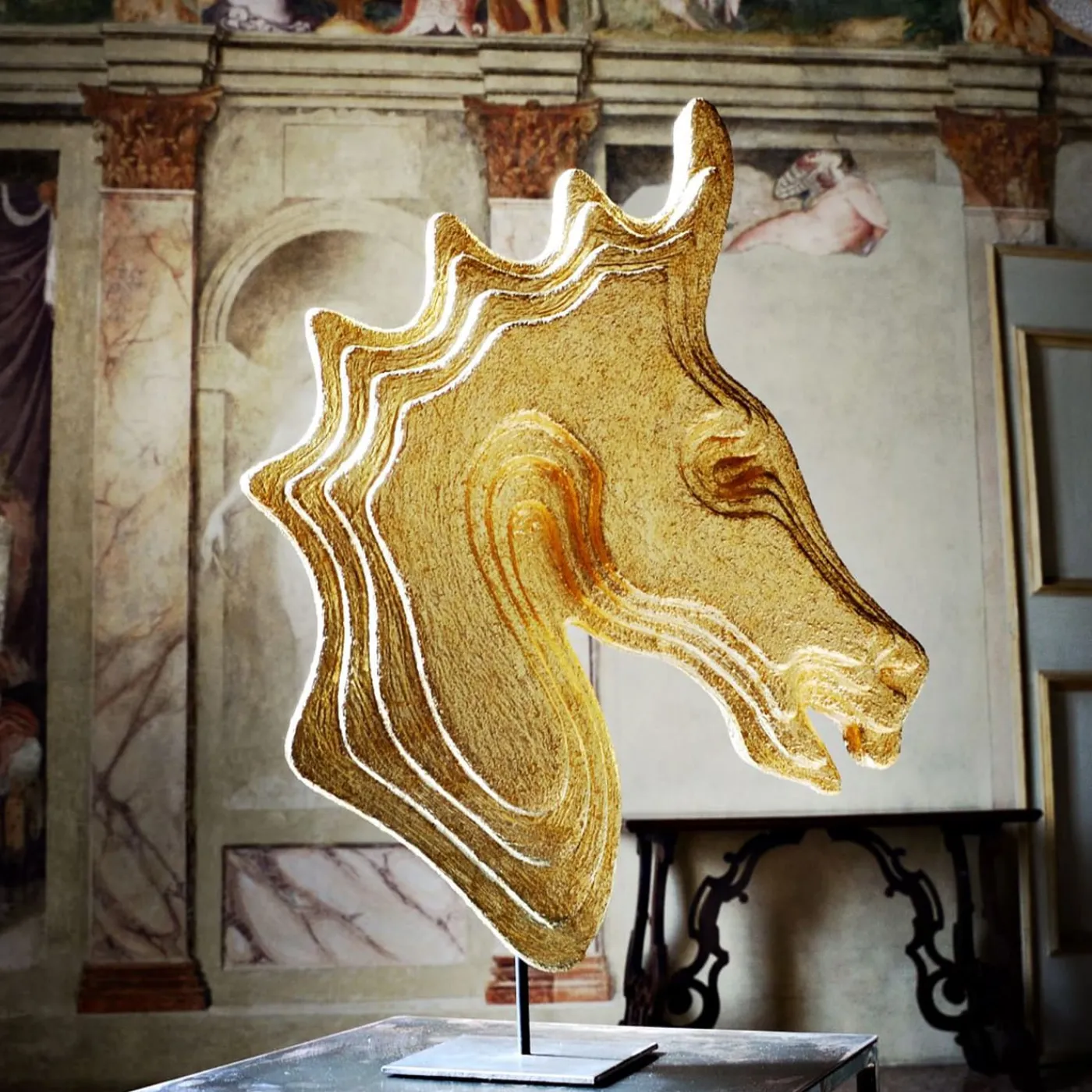 PB Studio Artigiano Testa d'oro Cavallo Scultura d'oro> Statuine