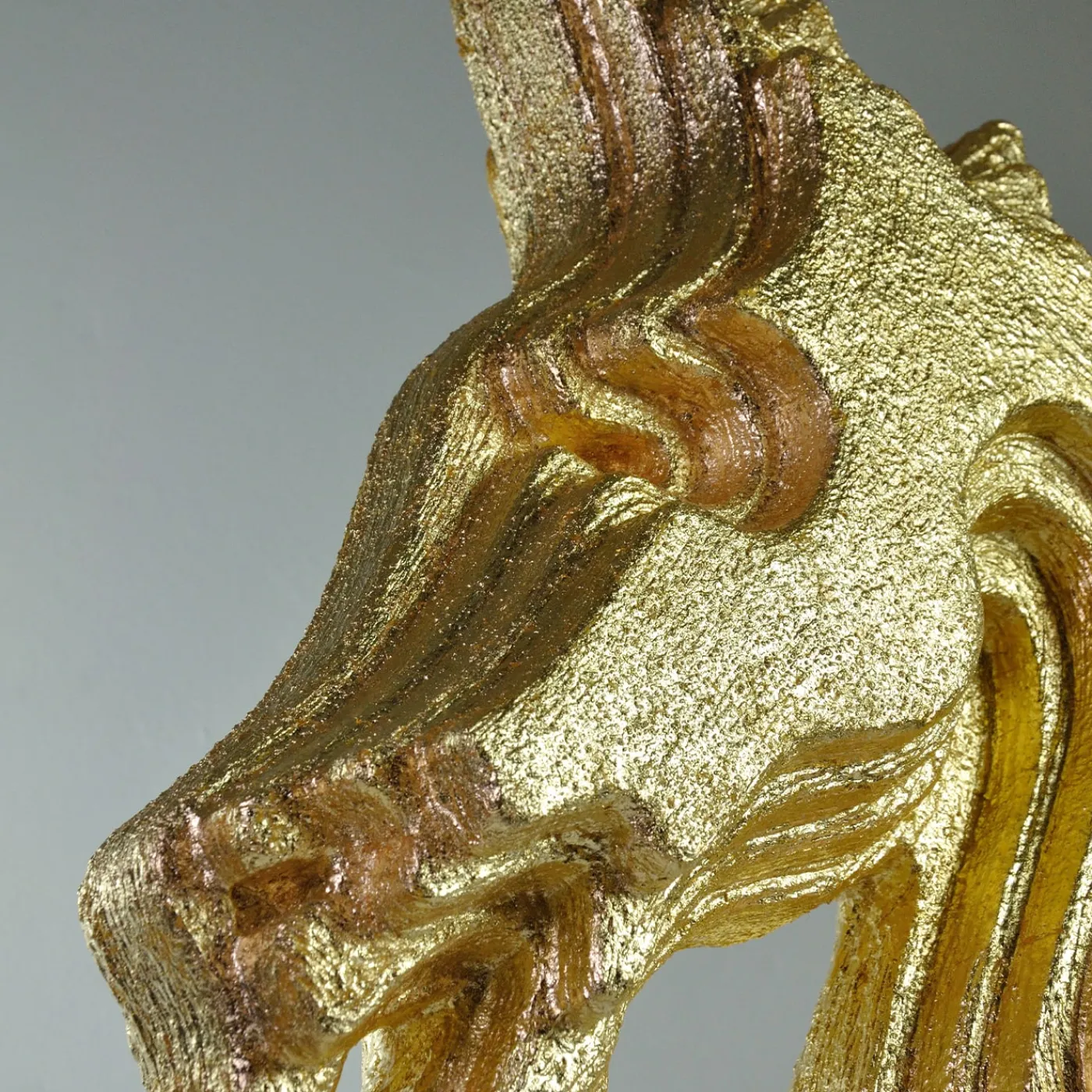 PB Studio Artigiano Testa d'oro Cavallo Scultura d'oro> Statuine