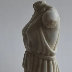 Todini Sculture Torso Femminile con Tunica Scultura in Marmo di Carrara con base><noscript><img width=