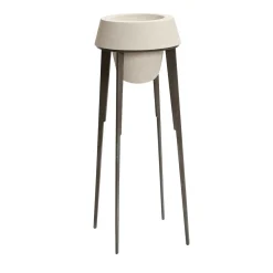 Pimar Limestone Vaso alto Capasa in ferro e pietra calcarea leccese di Silvio De Ponte> Cachepot E Portavasi