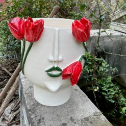 Patrizia Italiano Vaso bianco antropomorfo La Conturbante><noscript><img width=