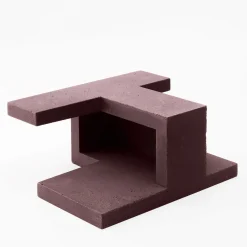 Paolo Giordano Vaso Chandigarh IV marrone marsala><noscript><img width=