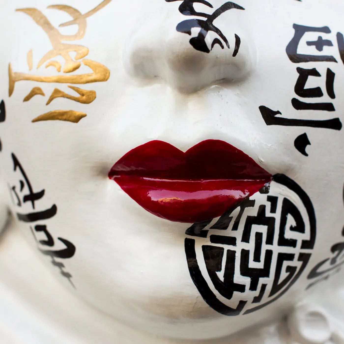 Stefania Boemi Vaso con testa di Gong Lina> Vasi Figurativi