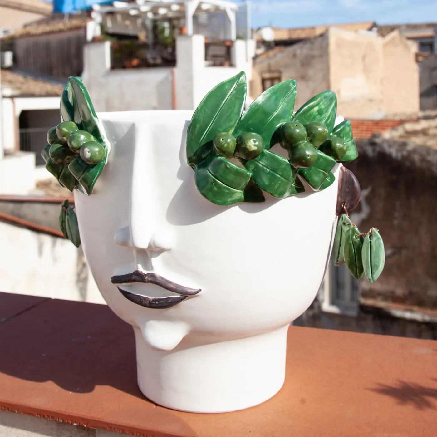 Patrizia Italiano Vaso con testa di venditore di olio Oliva> Vasi Figurativi