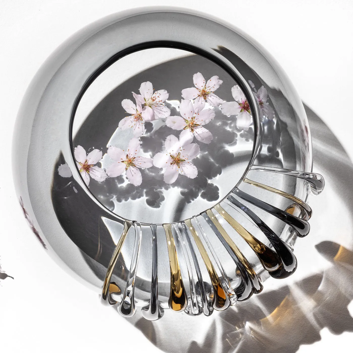 Aina Kari Vaso decorativo Like a Bowl in vetro grigio con gocce> Vasi Decorativi