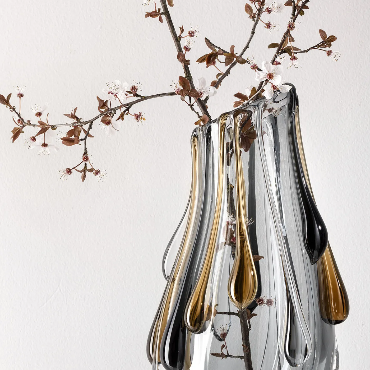 Aina Kari Vaso decorativo Like A Dodge in vetro di Murano grigio> Vasi Decorativi