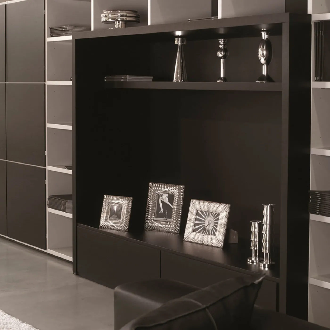 Braganti Vaso Diamante di Ettore Sottsass> Candelieri E Portacandele