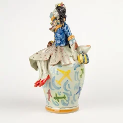 Alessandro Iudici Vaso in ceramica The Traveler> Vasi Figurativi