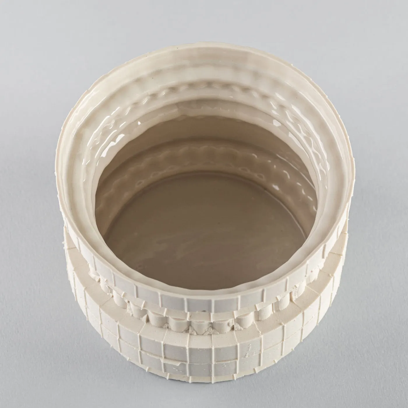 Claudio Campana Vaso in Porcellana Bianca Raccordo L> Vasi Decorativi