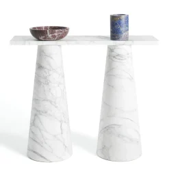 MMairo Vaso Inside Out in sodalite blu di Karen Chekerdjian><noscript><img width=