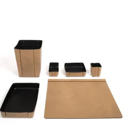 Oscar Maschera Vide Poche Rivets Attilio di Claude Bouchard><noscript><img width=